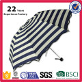 Cadeaux promotionnels de mode impression nouvelle conception en gros marine soleil pliant rayé parasol commercial parapluie